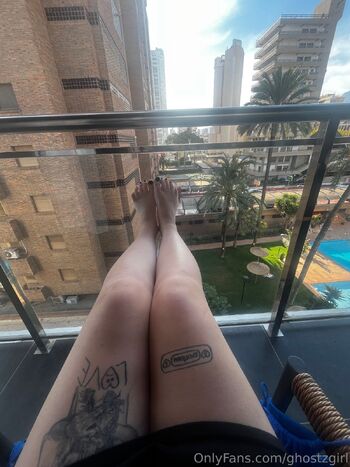 R / ghostzgirl nude photo #15