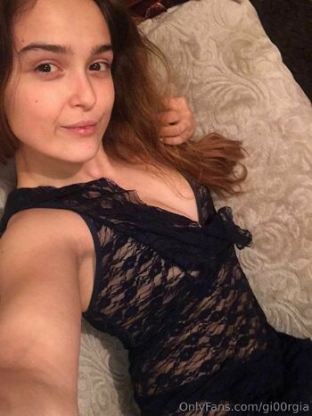 Giorgi / gi00rgia nude photo #14