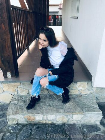 Giorgi / gi00rgia nude photo #25