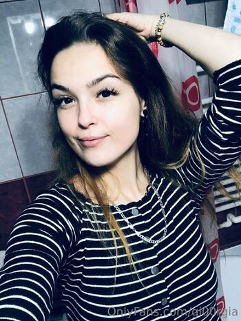 Giorgi / gi00rgia nude photo #28