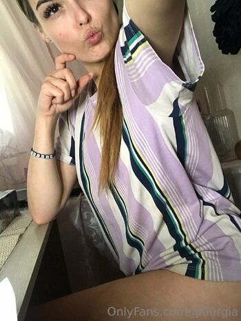 Giorgi / gi00rgia nude photo #29