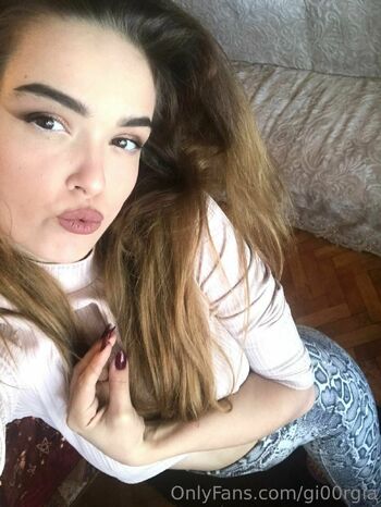 Giorgi / gi00rgia nude photo #38