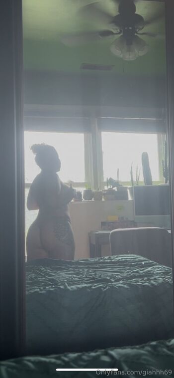 Giahh / giahhh69 nude photo #20