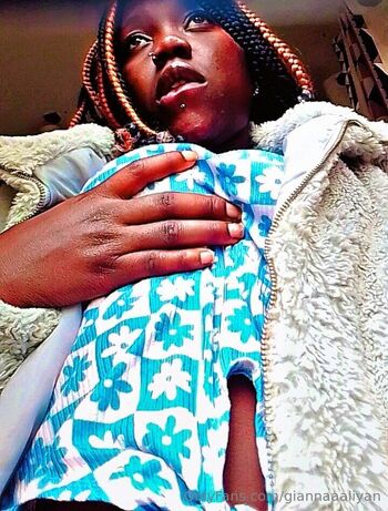 Giannaaaliya / giannaaaliyan nude photo #5