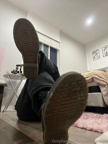 Tessa the Gian / giantesstessa nude photo #4