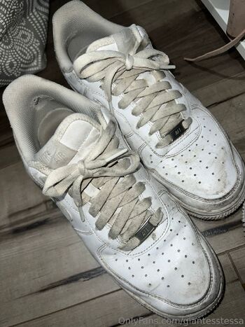 Tessa the Gian / giantesstessa nude photo #12