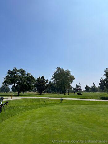 Tessa the Gian / giantesstessa nude photo #32