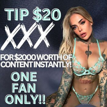 Gia 𝙡𝙤𝙫𝙚𝙨 𝙞𝙩 𝙧𝙖𝙬 / giaxclarke nude photo #40