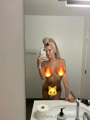 Lilah Gibney / gibneylilah nude photo #11