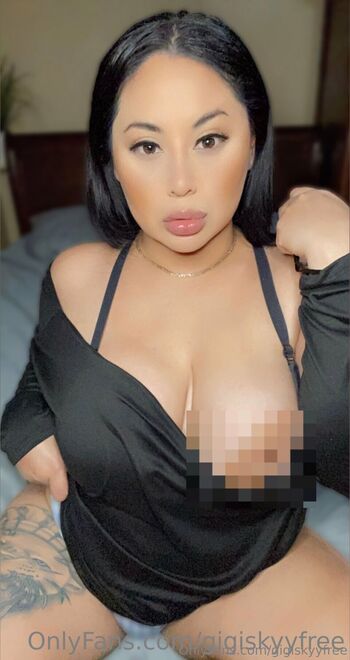 pussy sooo FAT / gigiskyyfree nude photo #25