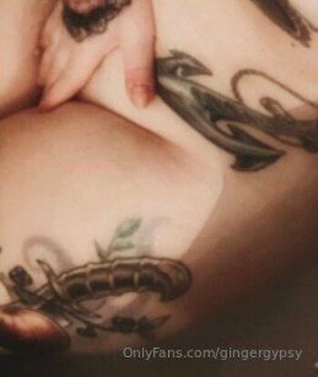 Ginger Gyps / gingergypsy nude photo #11