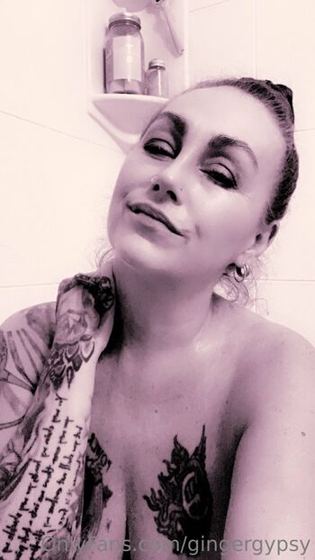 Ginger Gyps / gingergypsy nude photo #17