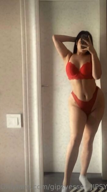 JipsyS / gipsyesse nude photo #9
