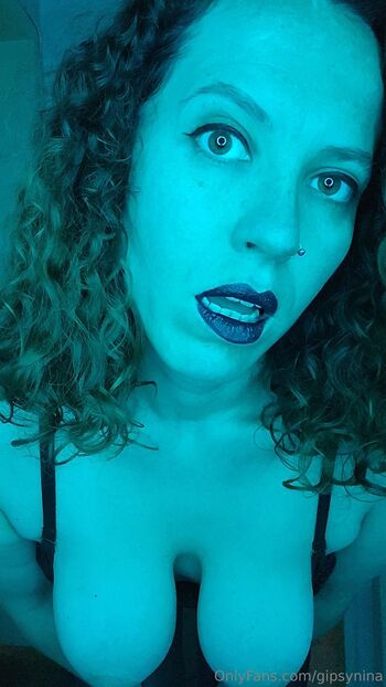 MOMMY DOM NIN / gipsynina nude photo #3