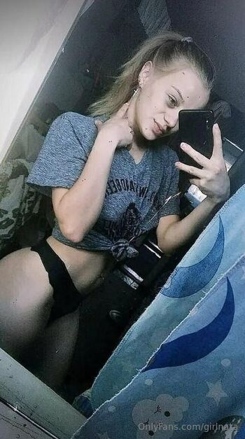 Nat / girlnata nude photo #21