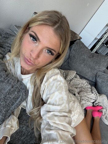 Cassid / girlnextdoorcassidy nude photo #35