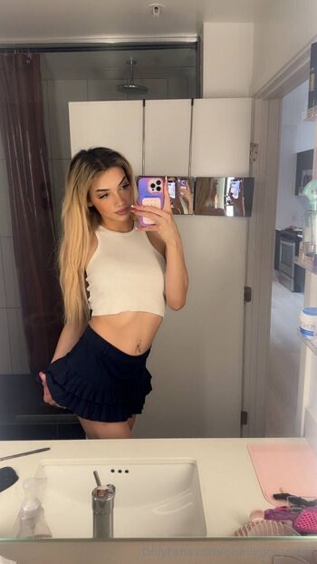Giselle Trans Creator / gisellegorgeous / gisellegorgeousxo / giselletransx nude photo #5