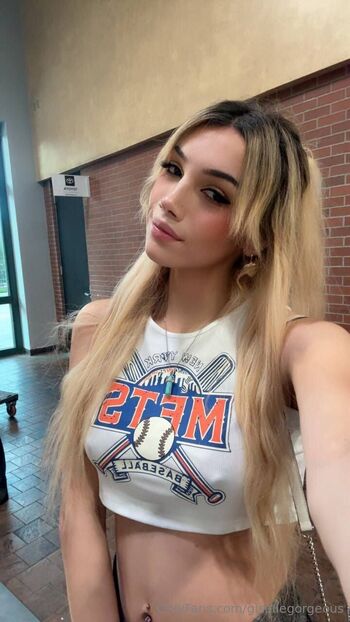 Giselle Trans Creator / gisellegorgeous / gisellegorgeousxo / giselletransx nude photo #8