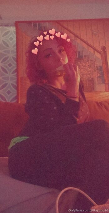 CalliiRae / gittyyupp26 nude photo #13