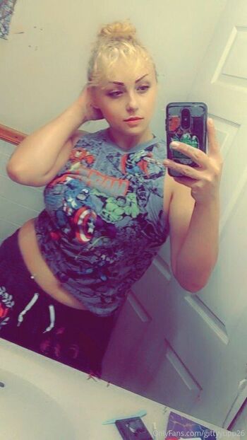 CalliiRae / gittyyupp26 nude photo #30