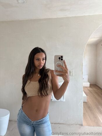 Giulia Ottorin / giuliaottorini / giuliaaottorini nude photo #6