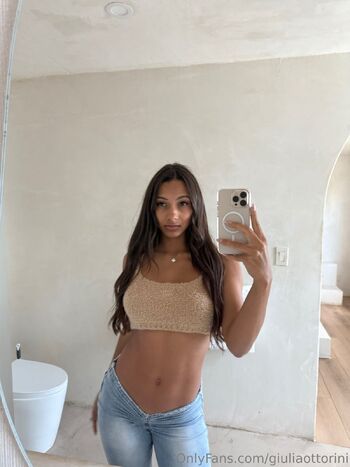 Giulia Ottorin / giuliaottorini / giuliaaottorini nude photo #7