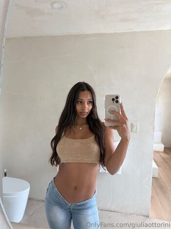 Giulia Ottorin / giuliaottorini / giuliaaottorini nude photo #8