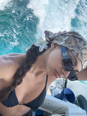 Giulia Ottorin / giuliaottorini / giuliaaottorini nude photo #20