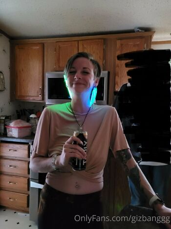 Gizbangg / gizbanggg nude photo #32