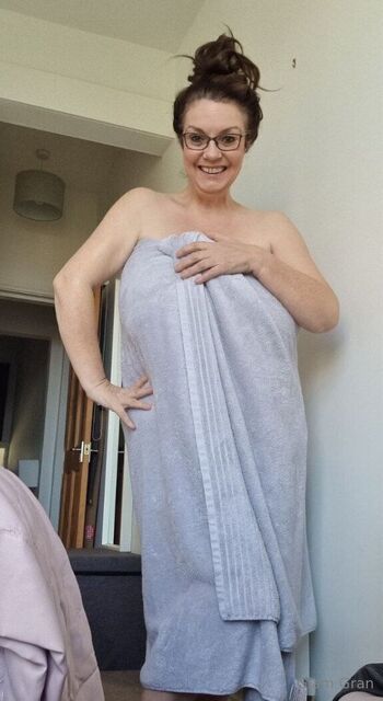 Greedy Granny Big Titted Gilf 5 / glamgran56 nude photo #19