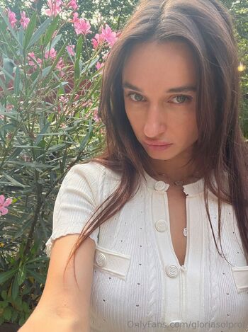 Gloria So / gloriasolprof nude photo #13