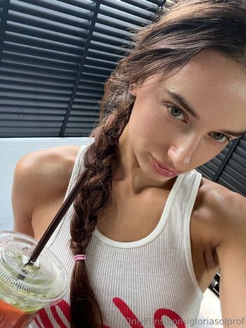 Gloria So / gloriasolprof nude photo #32