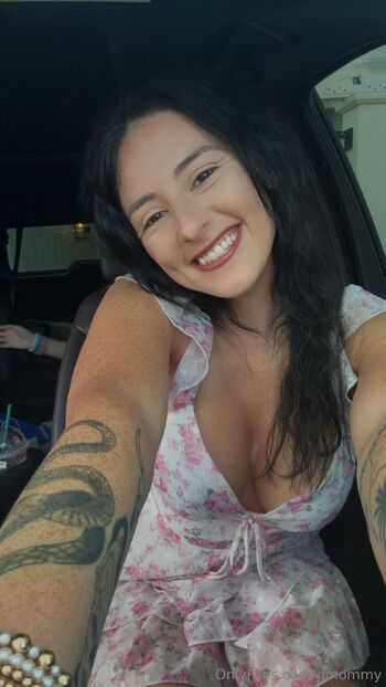 momm / gmommy nude photo #1