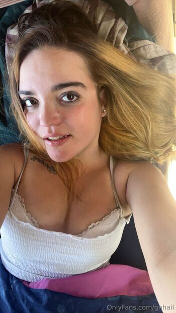 Gabriell / gnhail nude photo #1