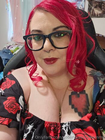 Goblin Dommy Momm / goblindommymommy nude photo #9