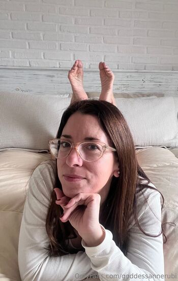 Goddess Anne Fetish Lover V / goddessannerubi nude photo #10