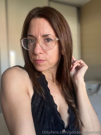 Goddess Anne Fetish Lover V / goddessannerubi nude photo #12