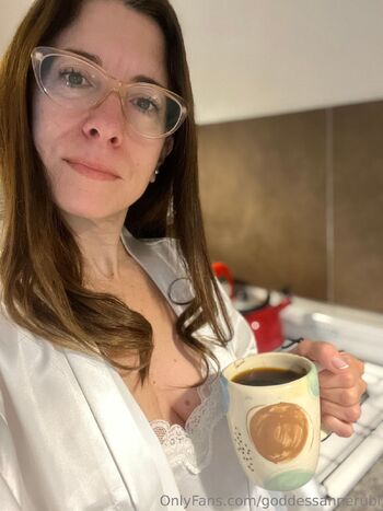 Goddess Anne Fetish Lover V / goddessannerubi nude photo #18