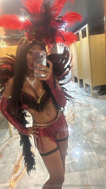 Goddess Glimme / goddessglimmervibes nude photo #10