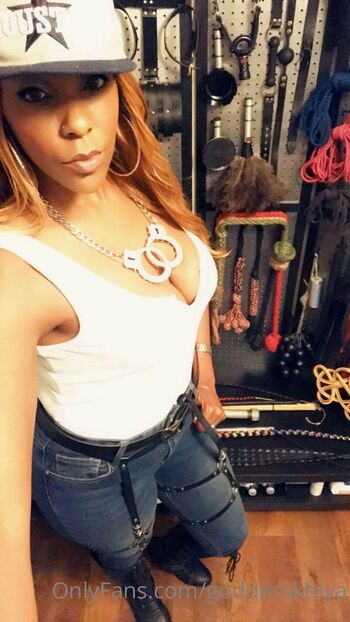 Goddess Khiy / goddesskhiya / goddess_khiya nude photo #5