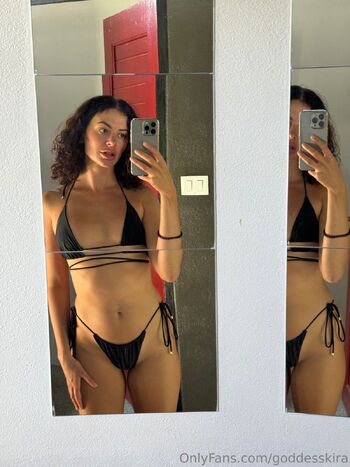 Kir / goddesskira nude photo #1