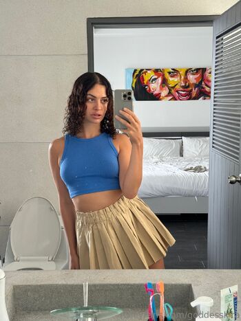 Kir / goddesskira nude photo #37