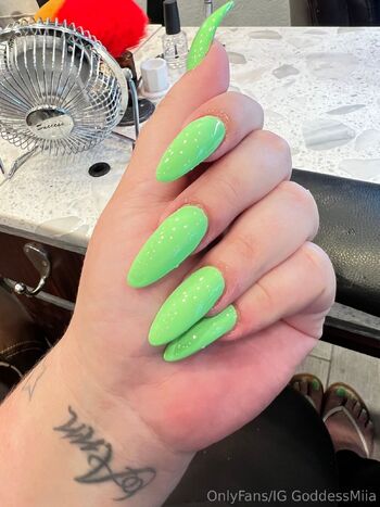 GODDESS MII / goddessmiia nude photo #15