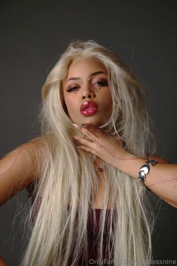 Your goddess Nin / goddessnine nude photo #7