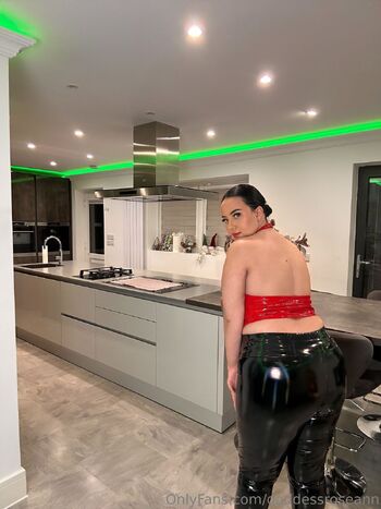 Goddess Rose Ann Fre / goddessroseann nude photo #29