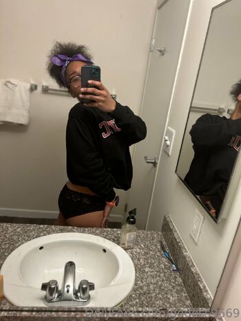 GODDES / godess9669 / lightskyngoddess / goddess30469 nude photo #16