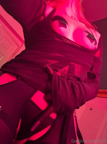 𝙇𝙚𝙨𝙗𝙞𝙖𝙣 𝙂𝙤𝙙 𝙎𝙘𝙖𝙧𝙡𝙚𝙩𝙩 / godscarlette nude photo #14