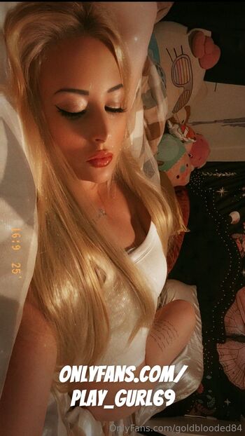 Lia / goldblooded84 nude photo #13