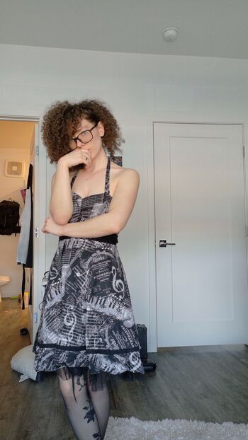 Ash Westfal / gomoreup nude photo #3