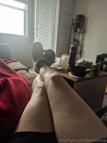 Ash Westfal / gomoreup nude photo #11